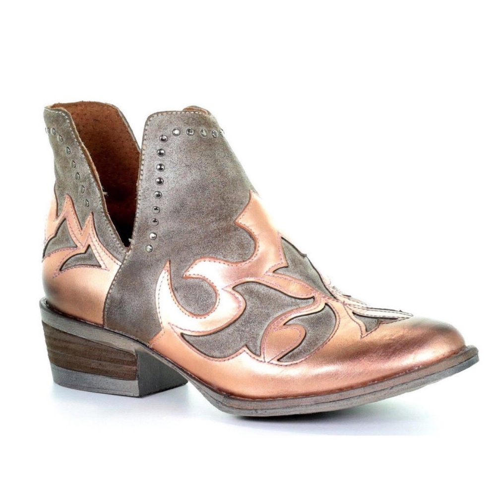 SOLD SOLD Corral/Circle G boots GORGEOUS with box!